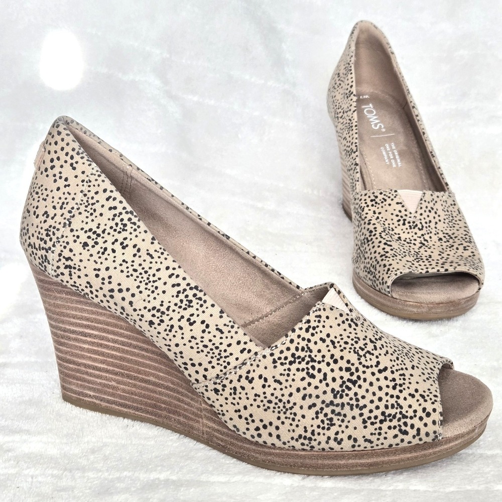 TOMS Michelle Wedge Pump Women's Sz 7.5 Beige Tiny Cheetah Peep‎ Toe Canvas